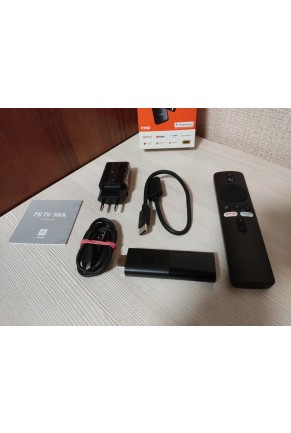 ТВ-приставка Xiaomi Mi TV Stick (PFJ4145RU)